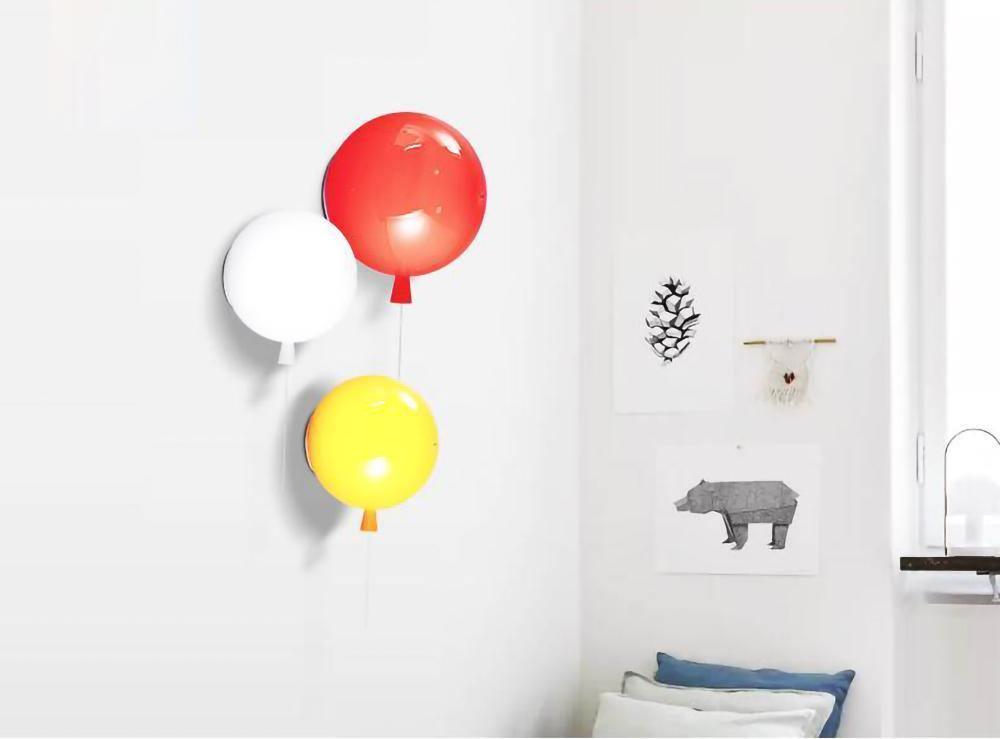 Kiri Vrolijk Dromerige ballonnen Kunststof Wandlamp