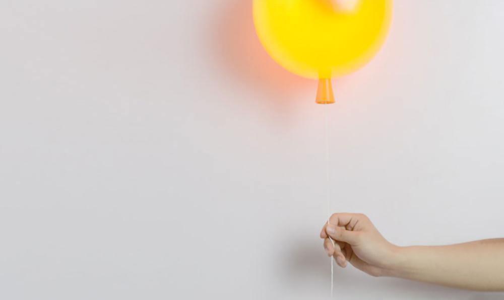 Kiri Vrolijk Dromerige ballonnen Kunststof Wandlamp