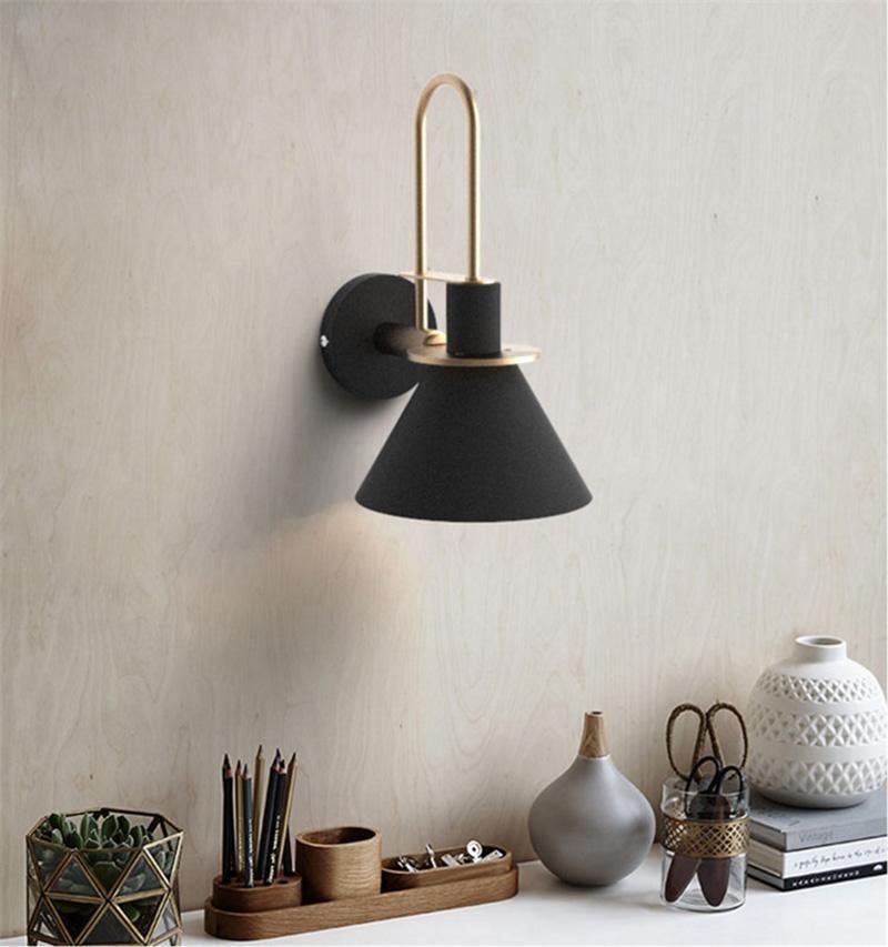 Solerine wandlamp zwart goud minimalistisch
