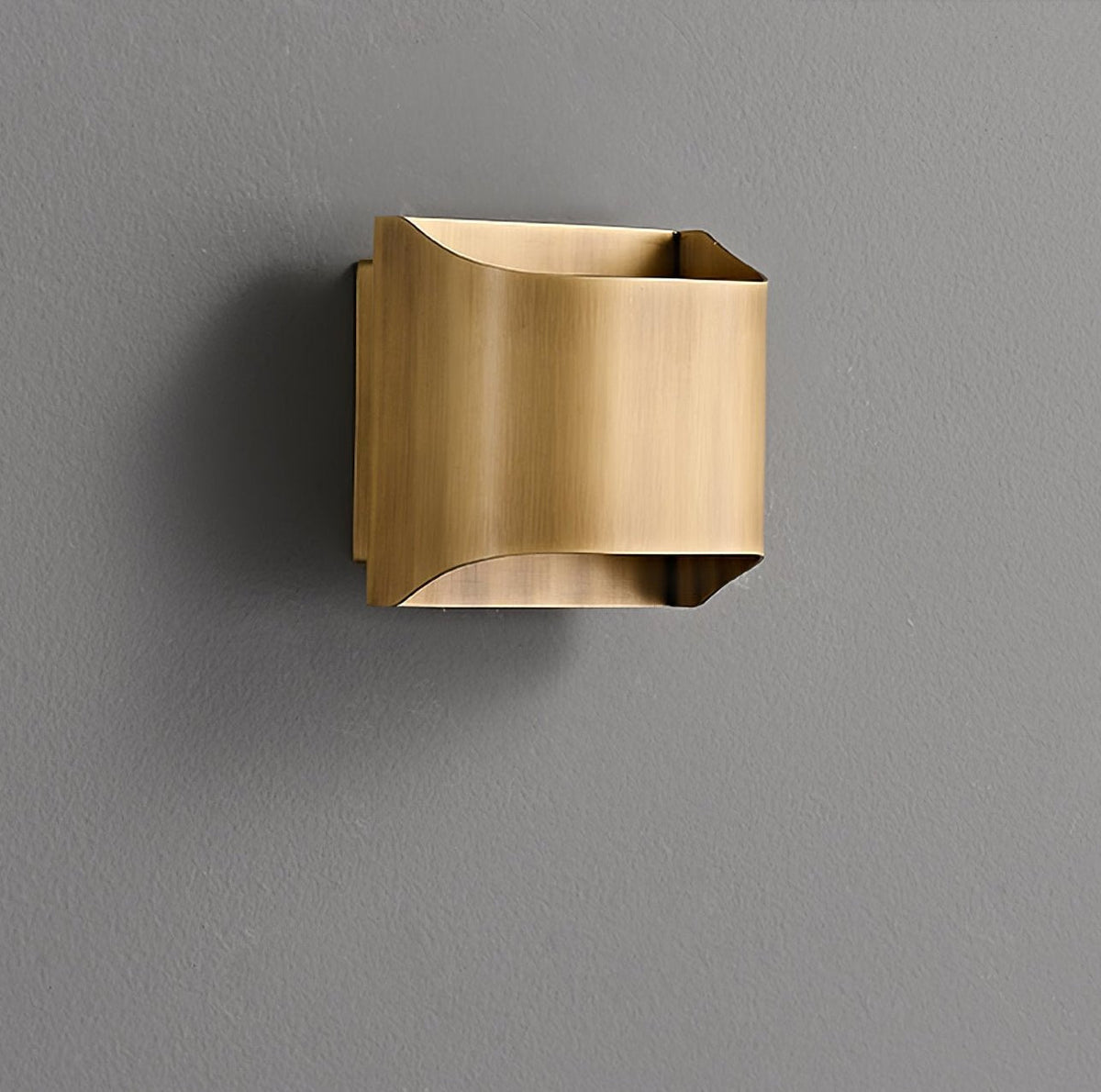 Hardy wandlamp van messing