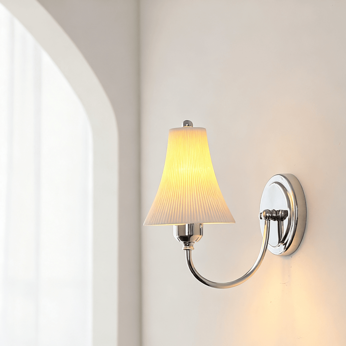 Selwyn wandlamp met smalle taille