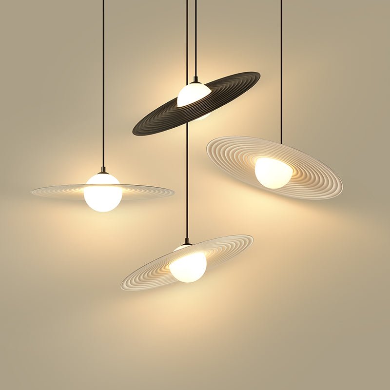 Viraalise hanglamp PE LED plaat wit en zwart