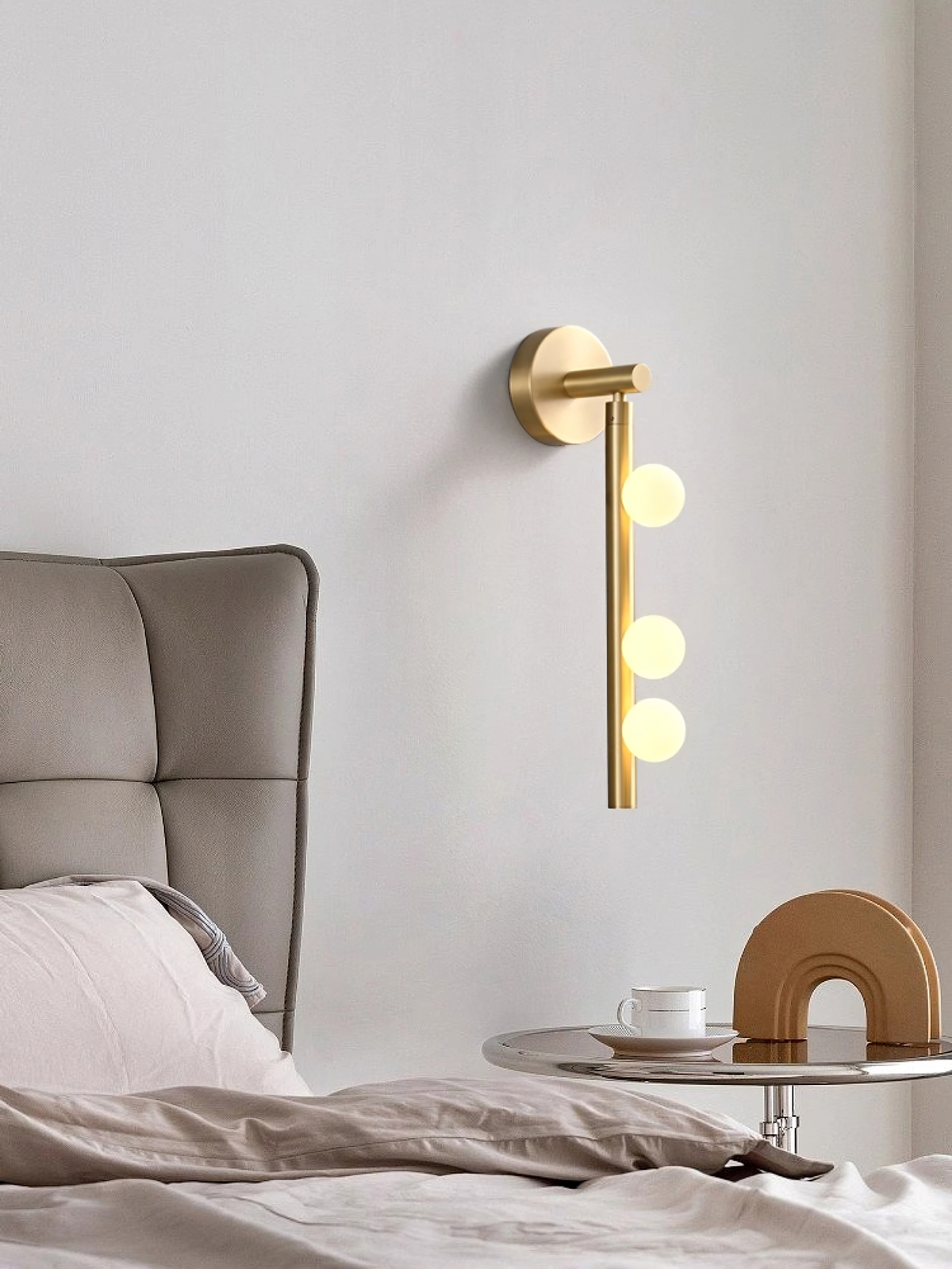 Pamela Tube met stekker messing glas wandlamp