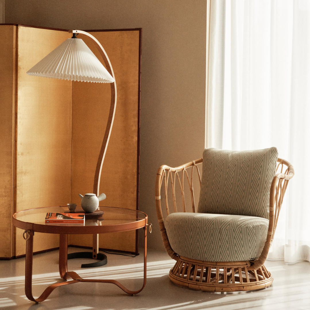 Viaro houten vloerlamp