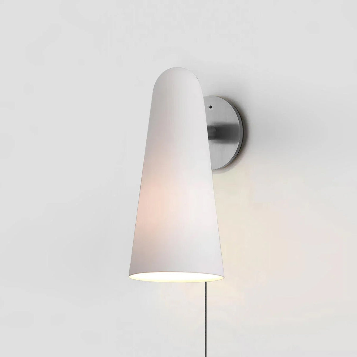 Velivira conische glazen wandlamp