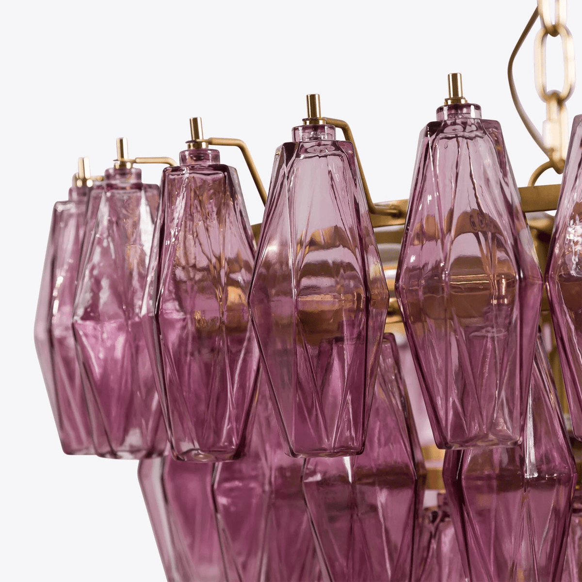 Eirenora Kroonluchter met Lagen van Roze Facettig glas in Vintage Stijl