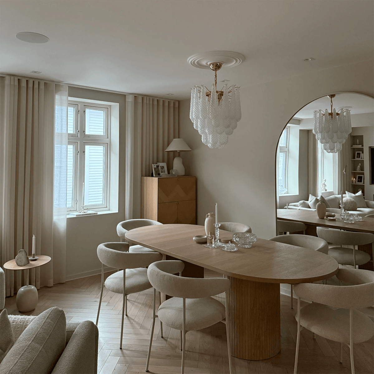 Velivena kroonluchter Murano-glasdruppels mat traanvorm goudkleurige afwerking