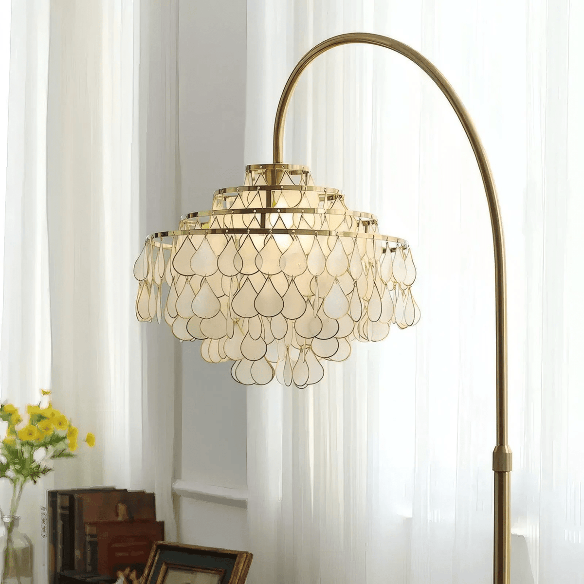Emily vloerlamp in goudkleurige afwerking