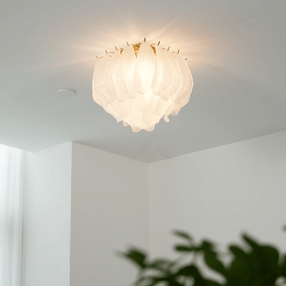 Liorivina plafondlamp Murano bloemblaadjes handgemaakte glas vlakke plafondlamp