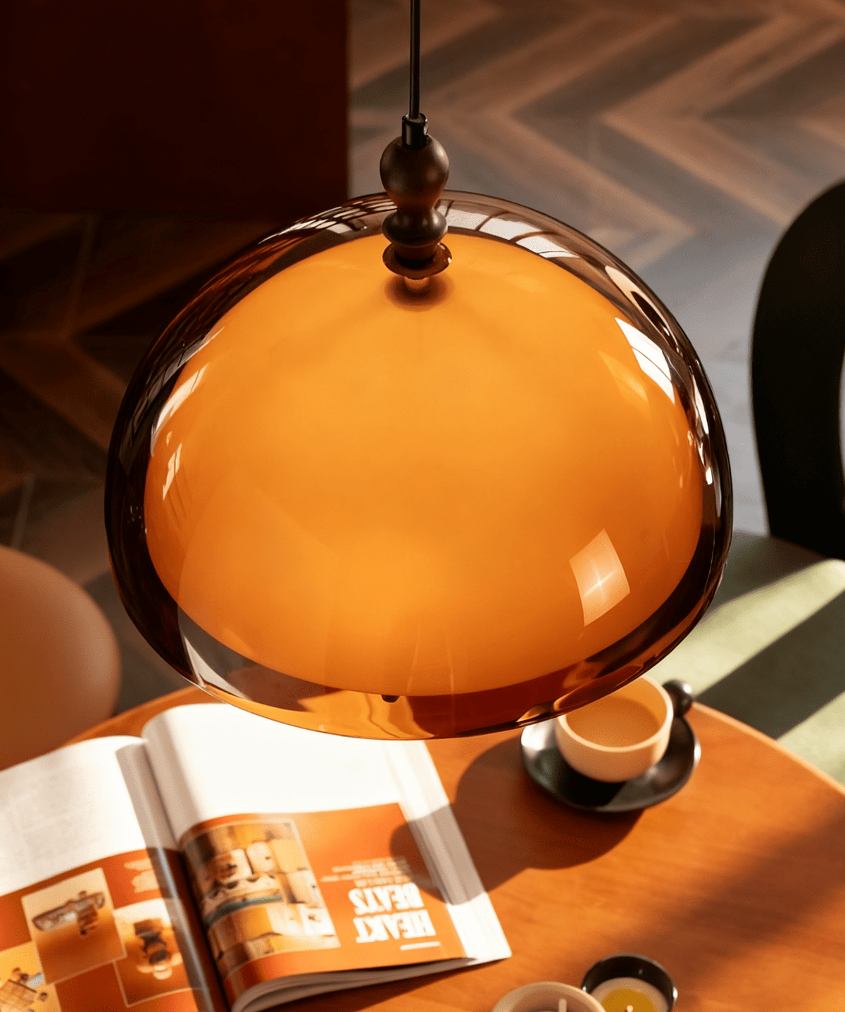 Cindariel hanglamp met bolvormige kap