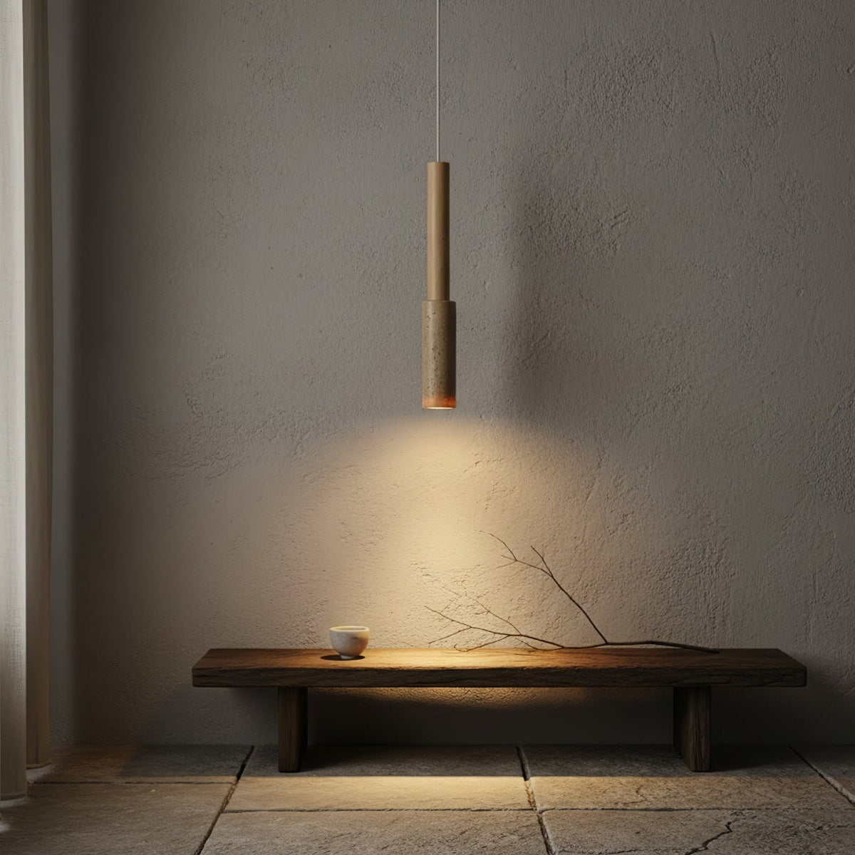 Mercer hanglamp met geel travertinstok