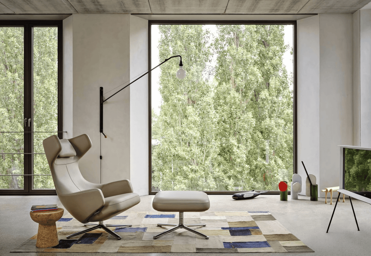 Zwarte wandlamp met lange arm