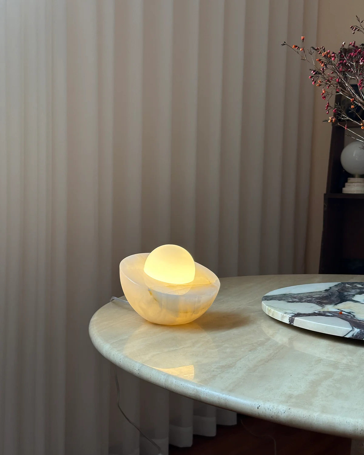 Fryle Jade minimalistisch Halo tafellamp
