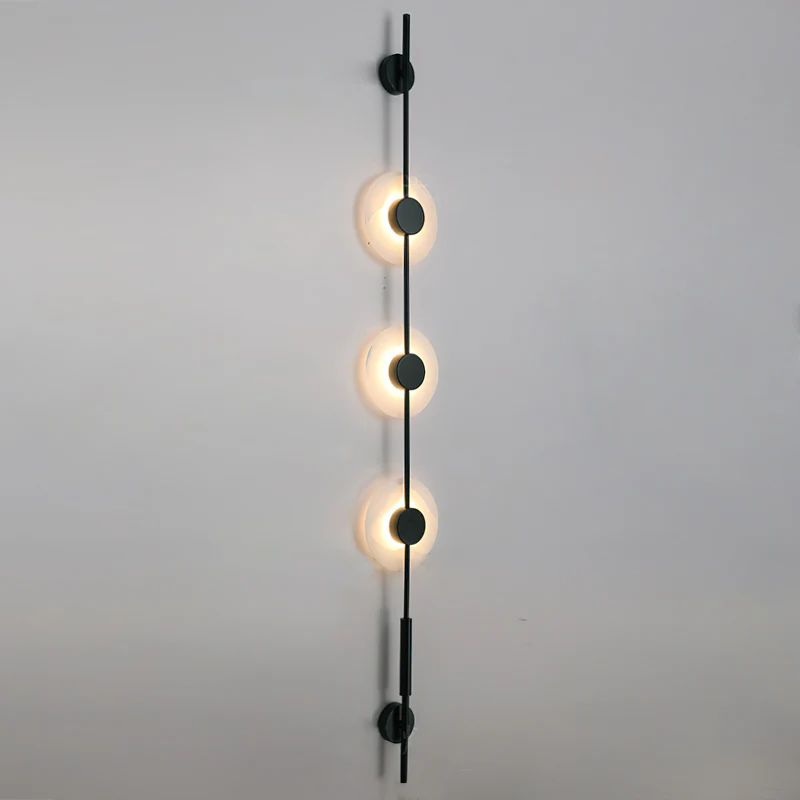 Neron albast verticale wandlamp