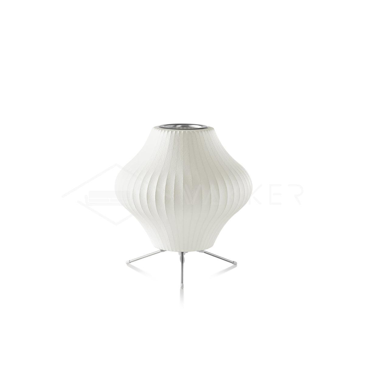 Rostix tafellamp van staal in minimalistisch industrieel ontwerp