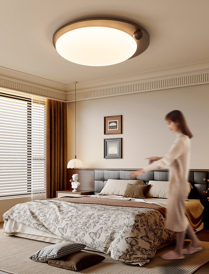 houten plafondlamp met houtaccent
