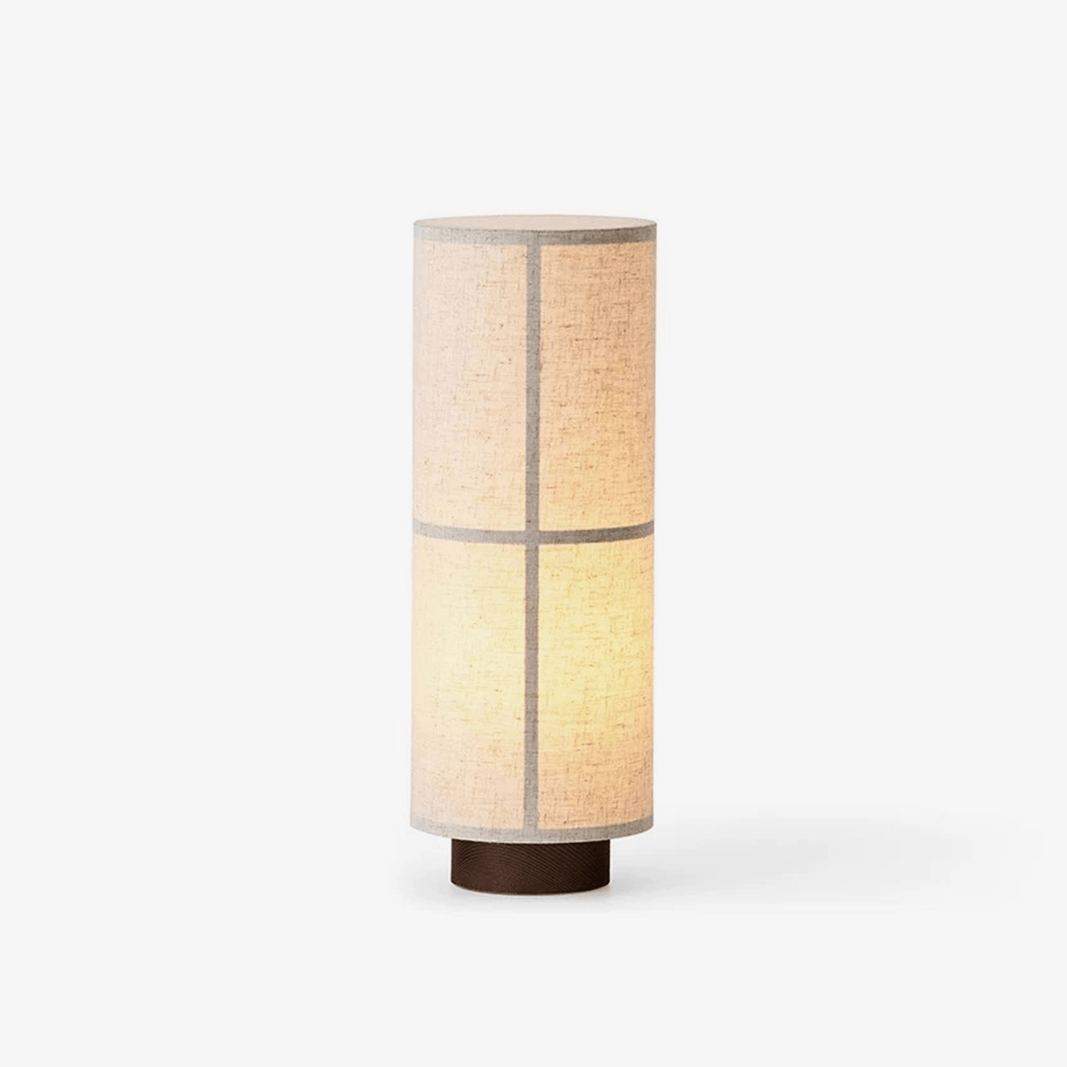 Lior Minimalistische tafellamp van stof en walnoothout