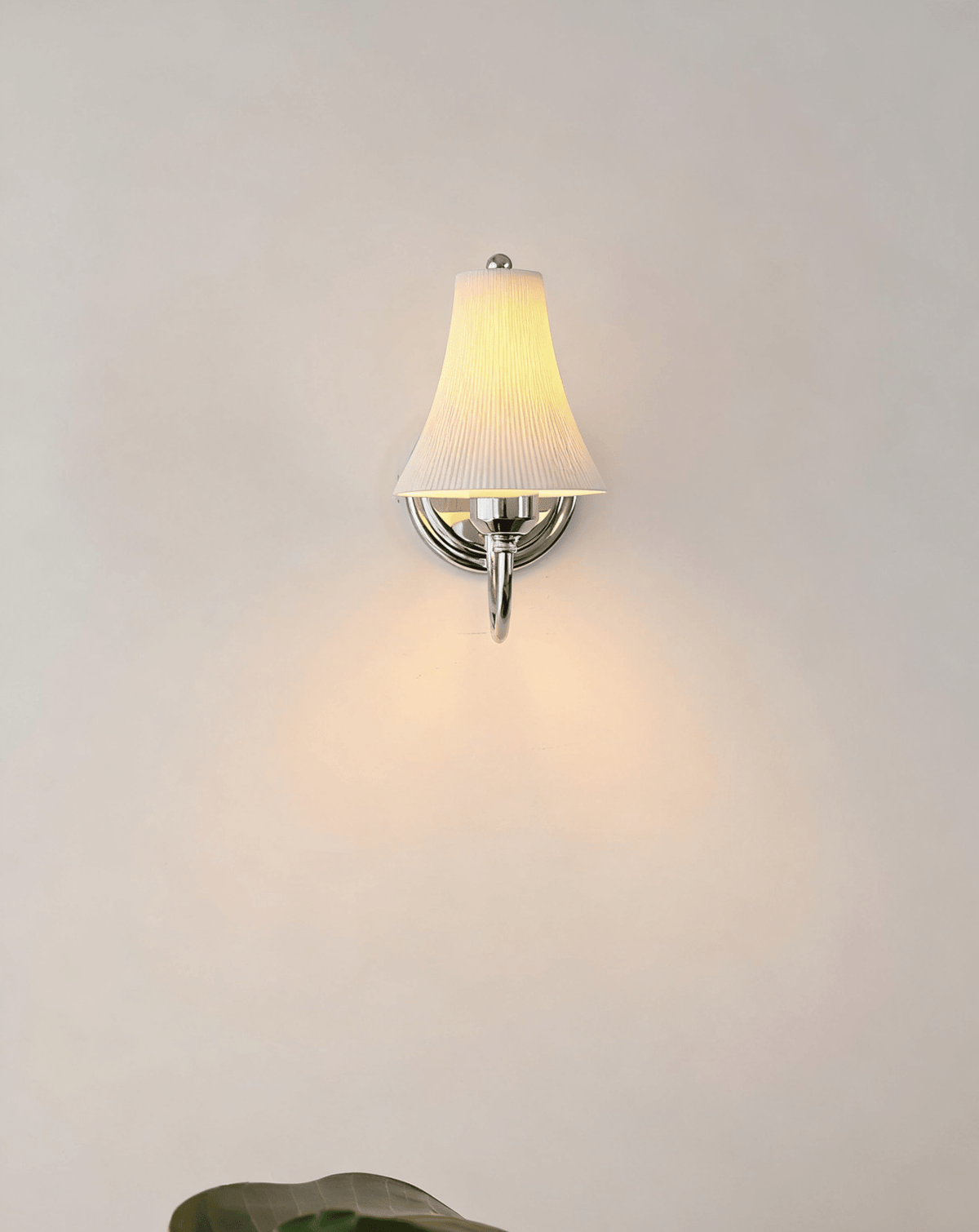 Selwyn wandlamp met smalle taille