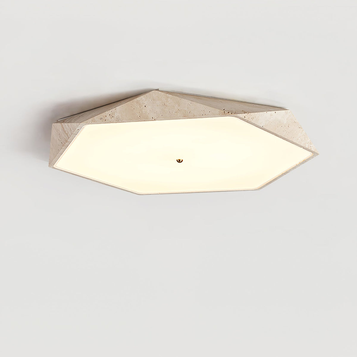 Hexagonale plafondlamp in geel travertin