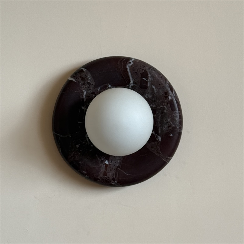 Uzorionis wandlamp