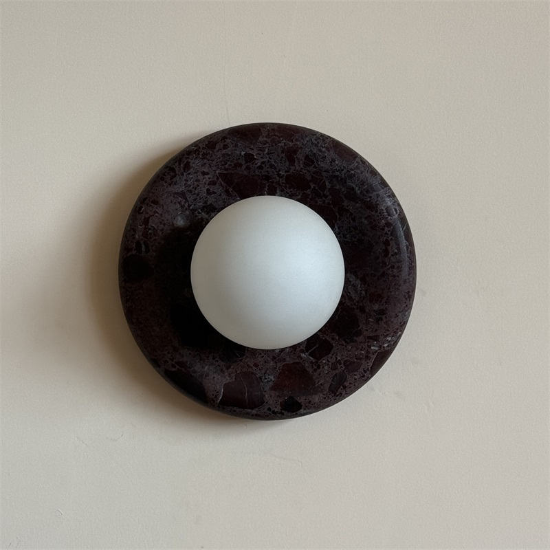 Uzorionis wandlamp