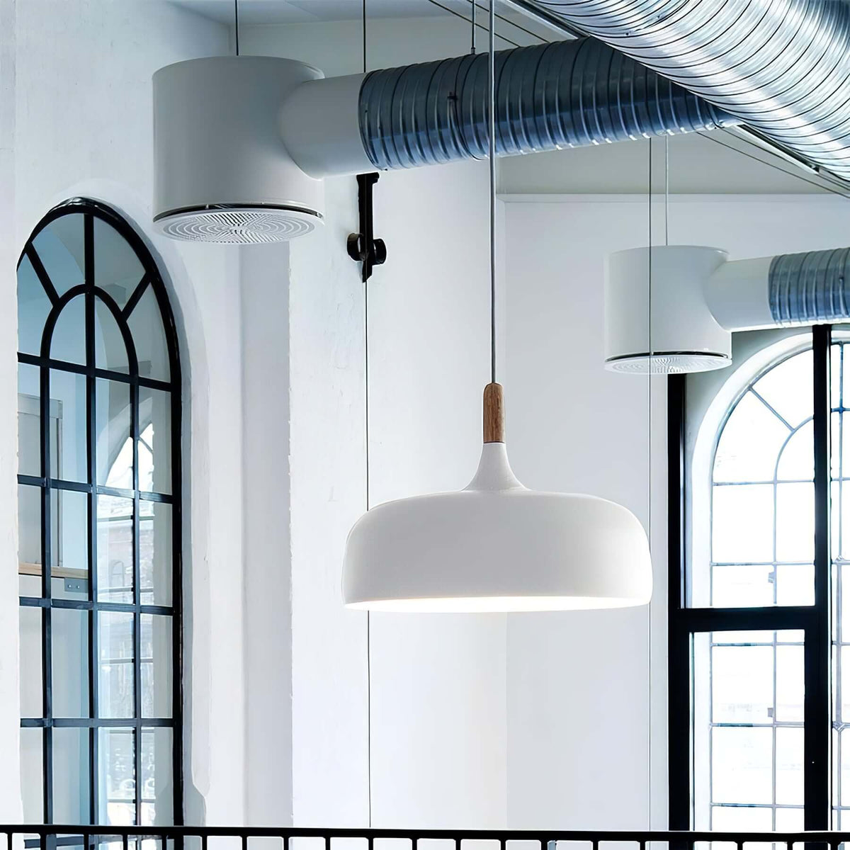 Sylivenne hanglamp witte kap houten accenten
