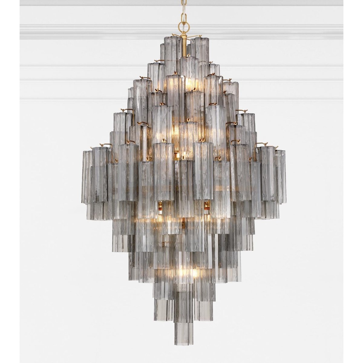 Eirorelle Diamant Kroonluchter met Gelaagde Amberkleurige Glasbuizen