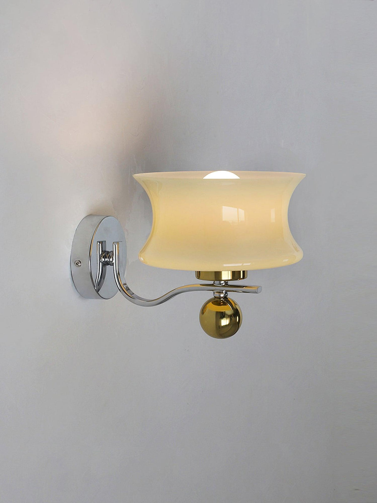 Blux Noordse kunst wandlamp met glazen kap