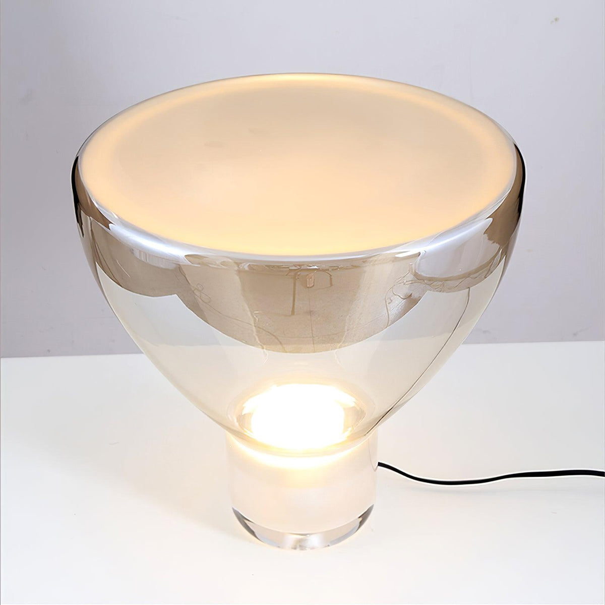 Cavm elegante tafellamp van glas
