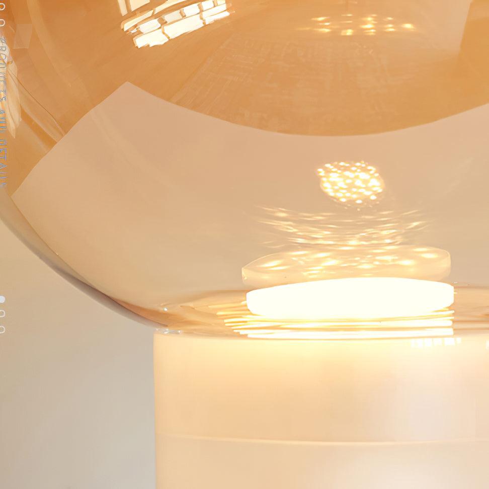 Cavm elegante tafellamp van glas