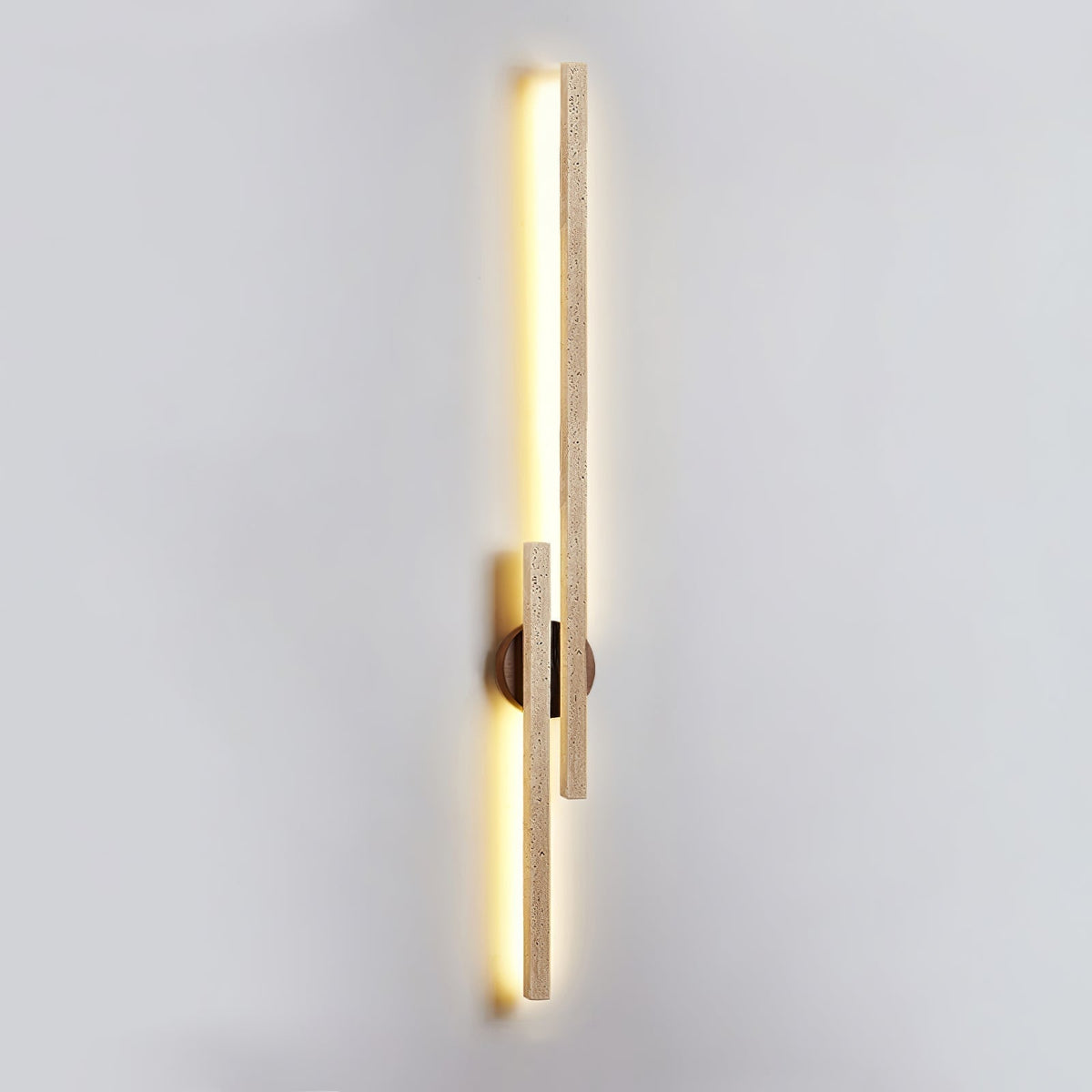 Myliryra wandlamp in walnotkleur met geel travertin