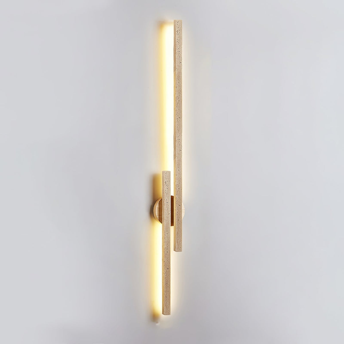 Myliryra wandlamp in walnotkleur met geel travertin