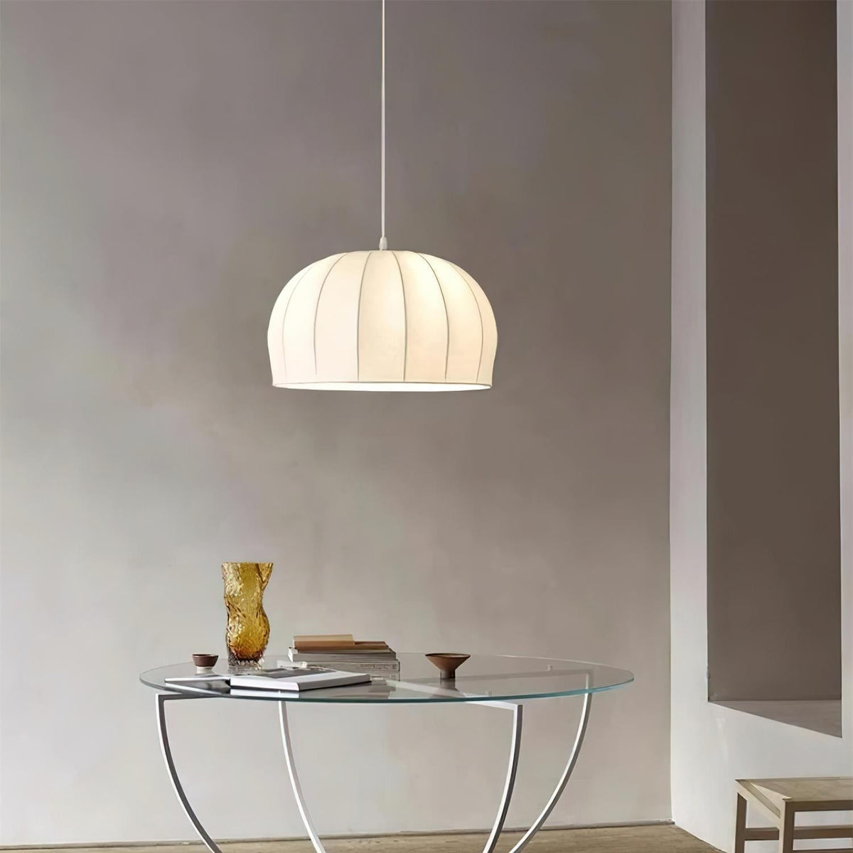 Fioeina witte hanglamp met stoffen koepel