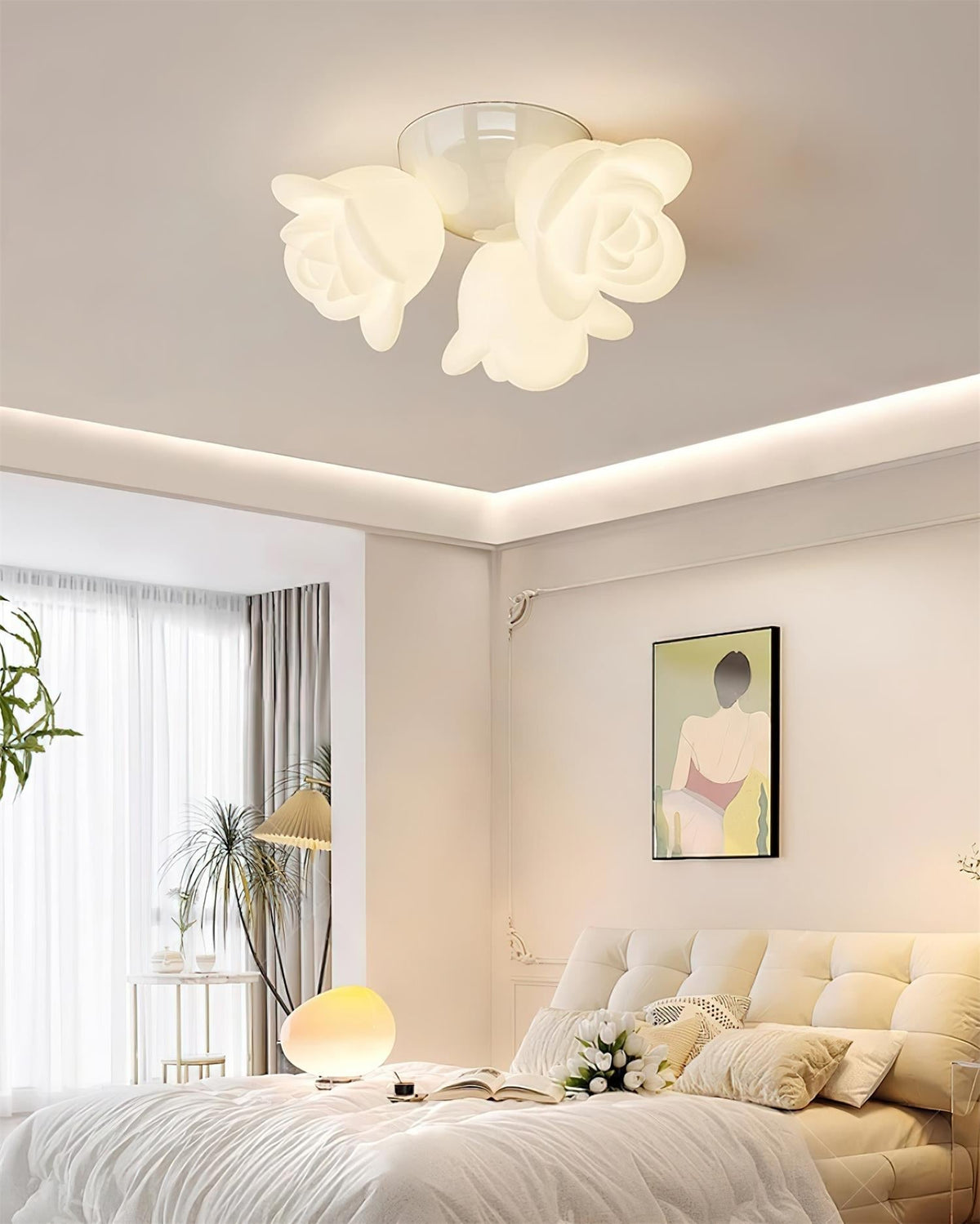 Plafondlamp met metalen plafondkap en PE-roosvormige bloemmotieven als decoratief accent