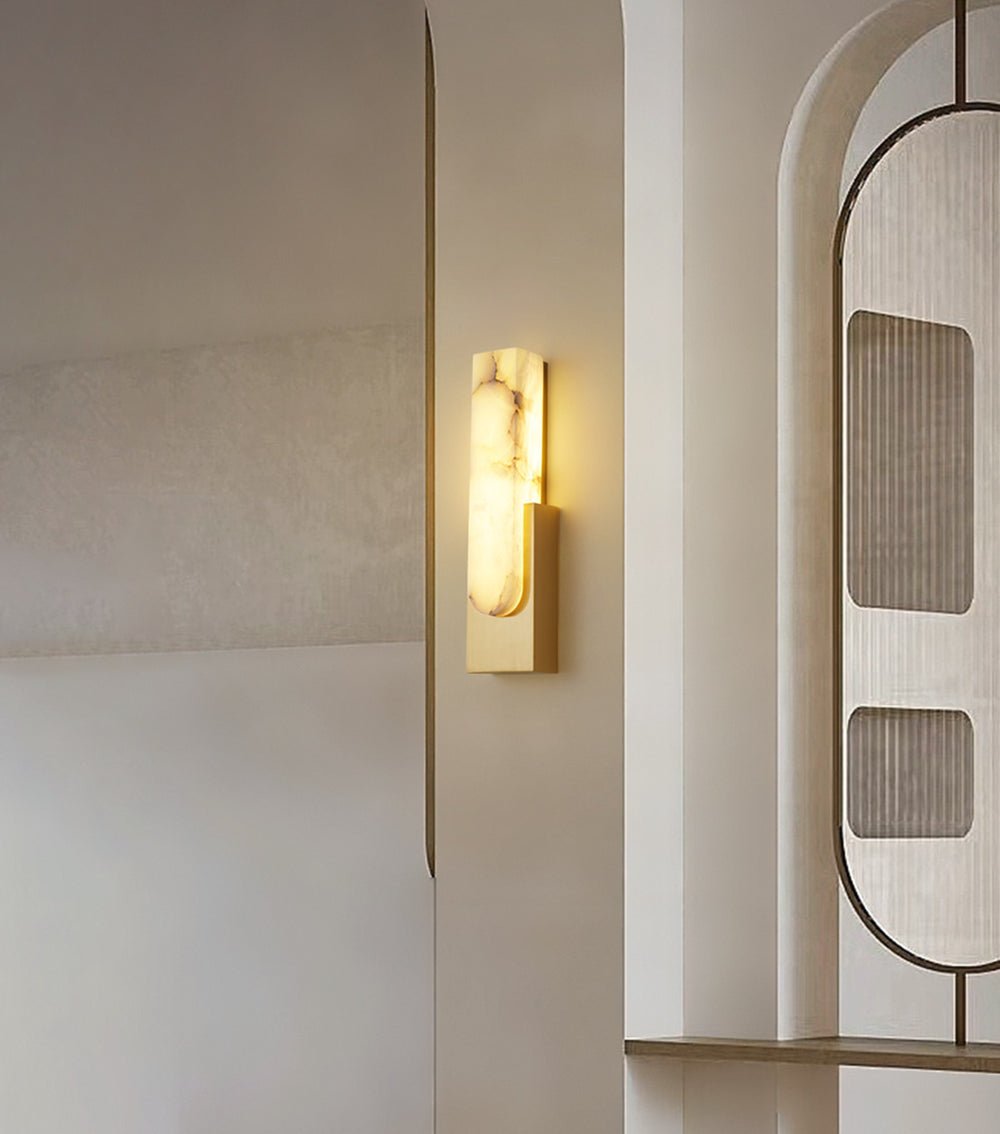 Xaldy wandlamp van albast