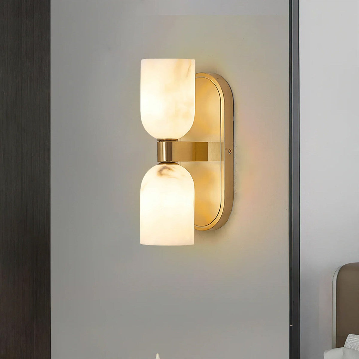 Albasten wandlamp met omhoog-omlaag licht