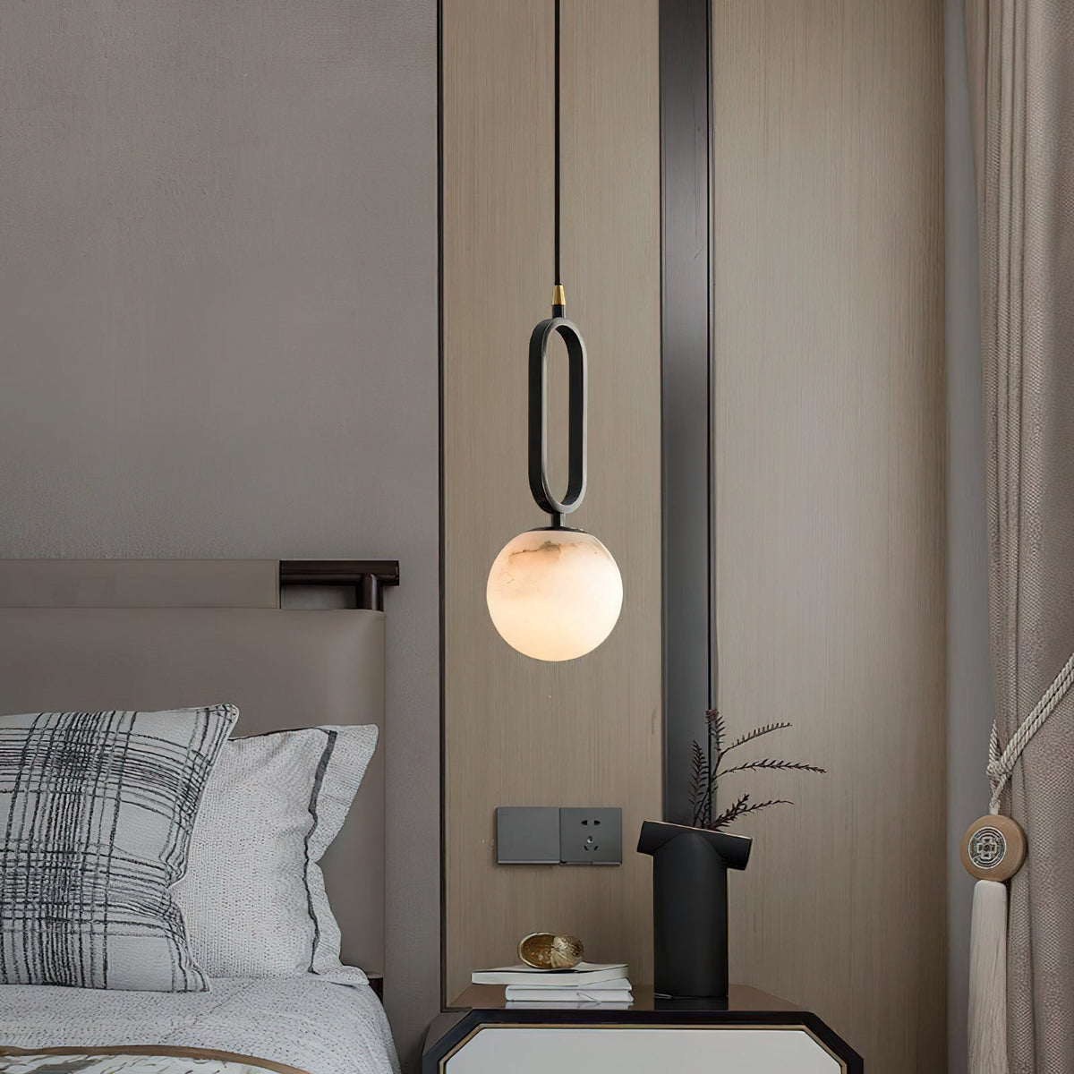 Gloruvyd Minimalistische hanglamp met balvormige kap in albast