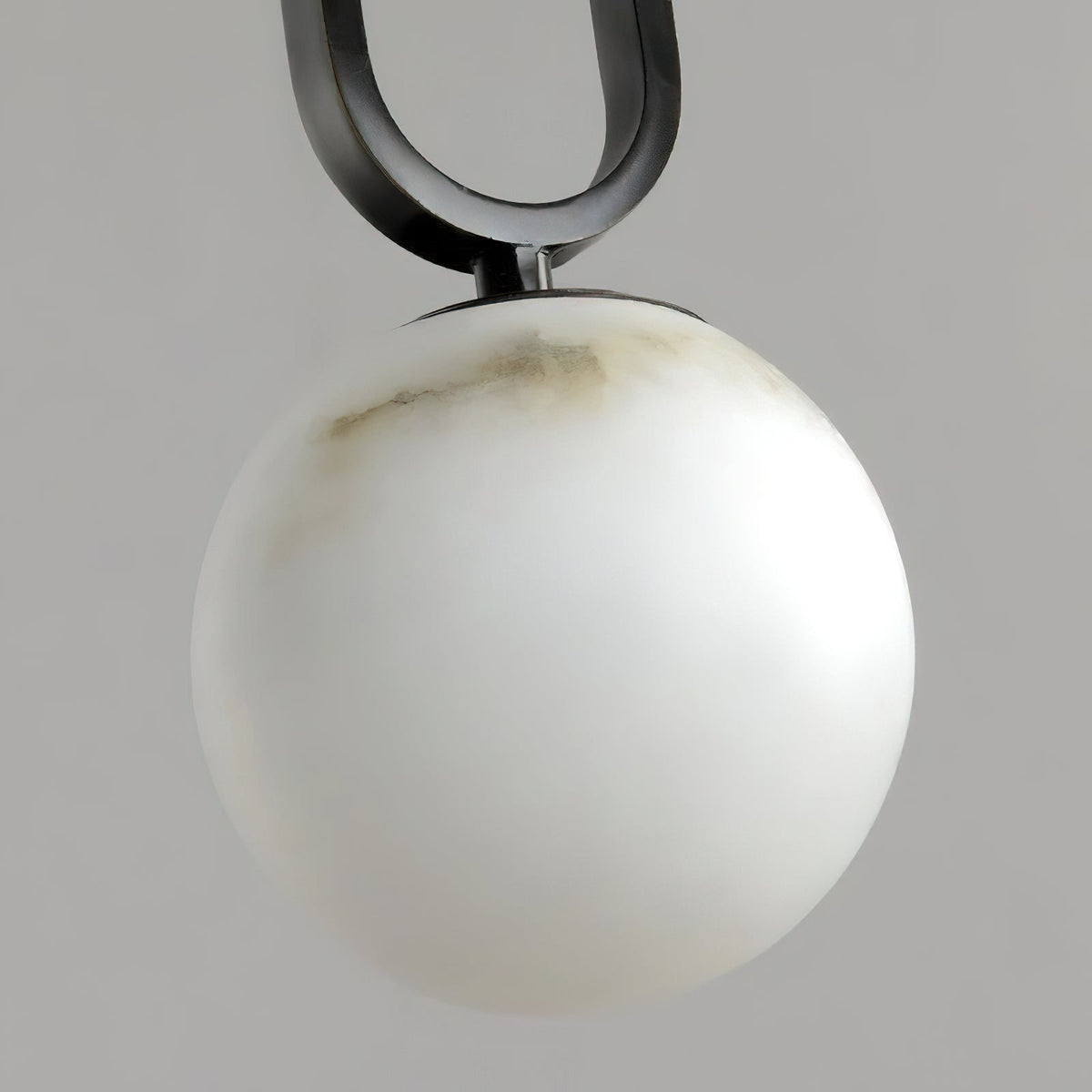 Gloruvyd Minimalistische hanglamp met balvormige kap in albast