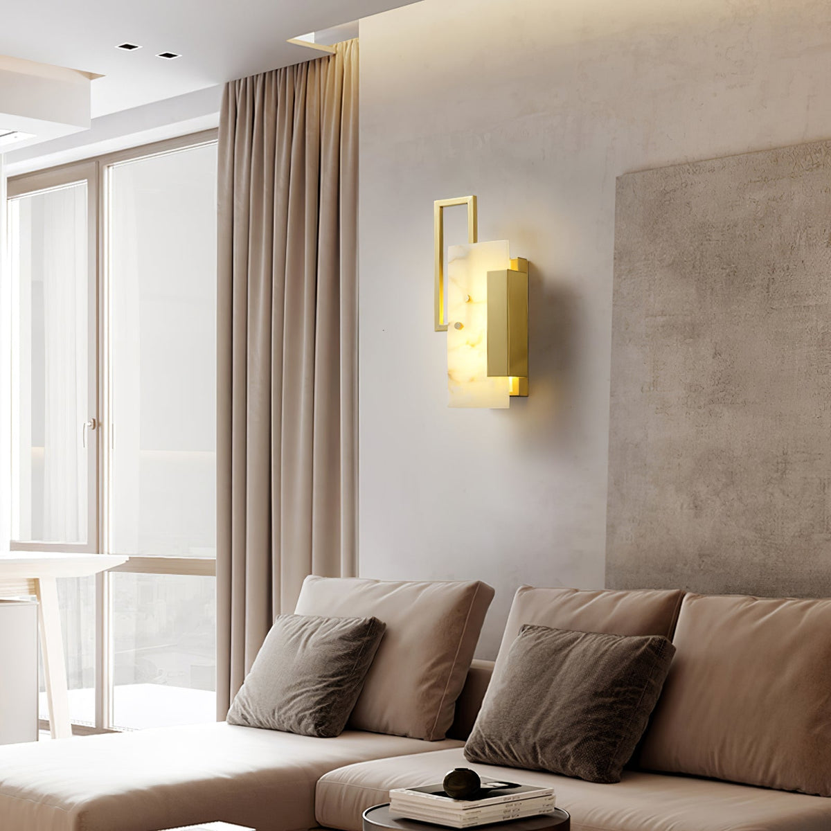 Albinelle albasten wandlamp met goudkleurig frame