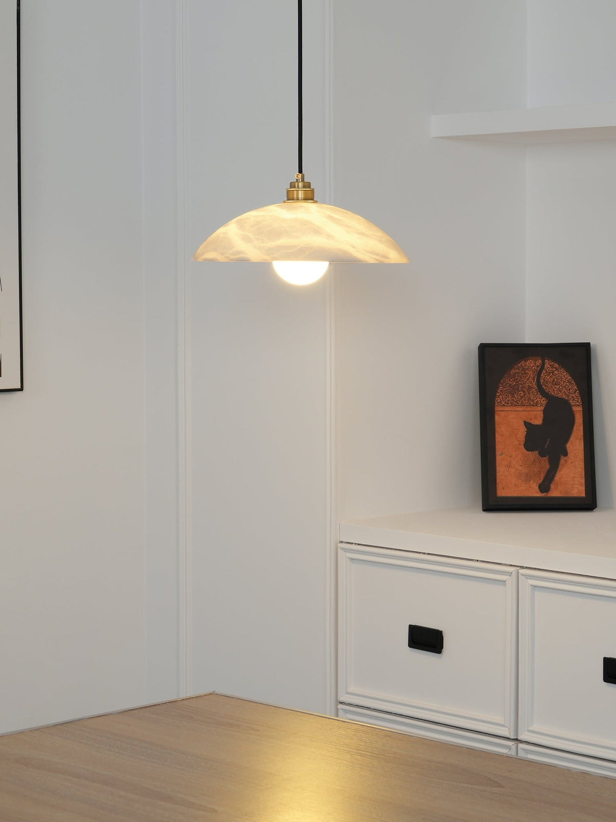 Ljomuvyd Individual Creativity koepelvormige albasten hanglamp