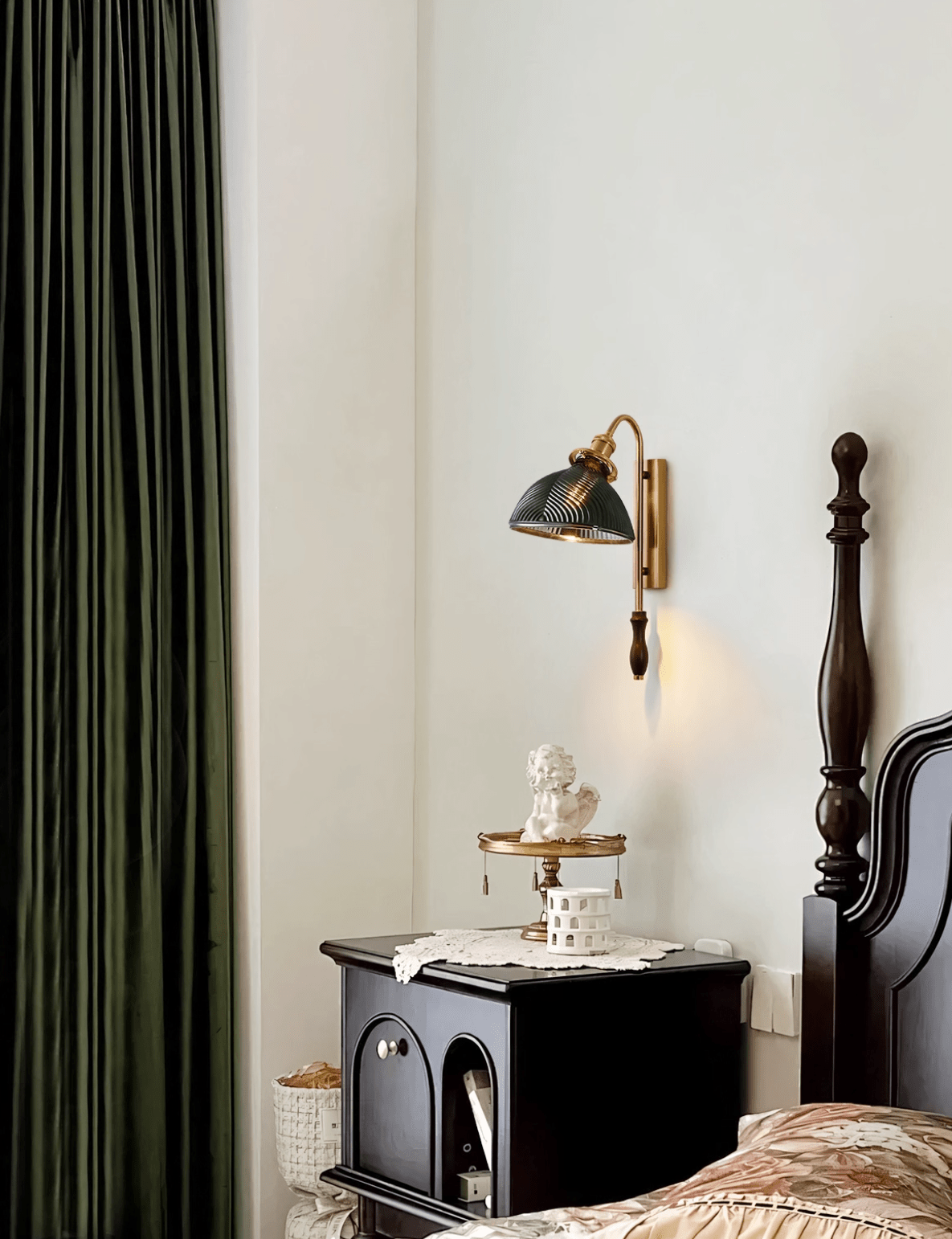 Elyn wandlamp