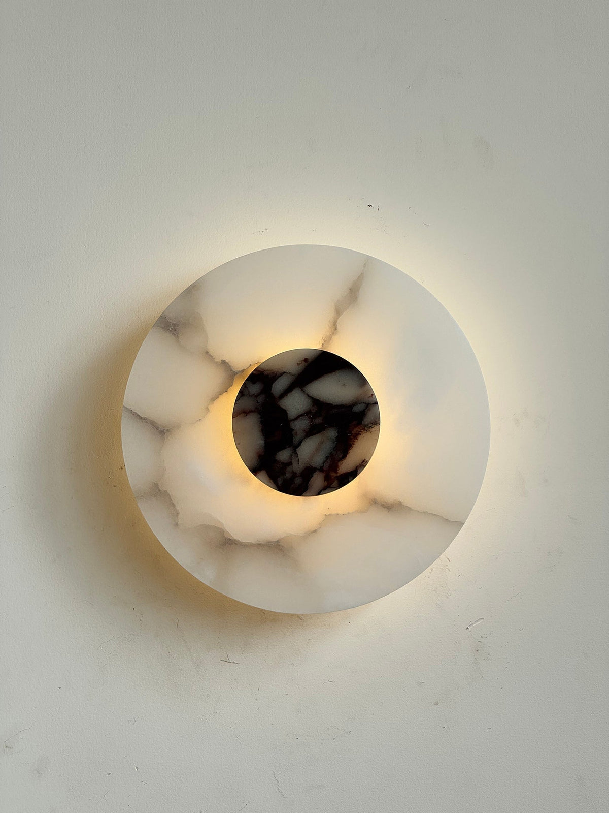 Rauduvyi Moderne wandlamp in albast met minimalistisch design