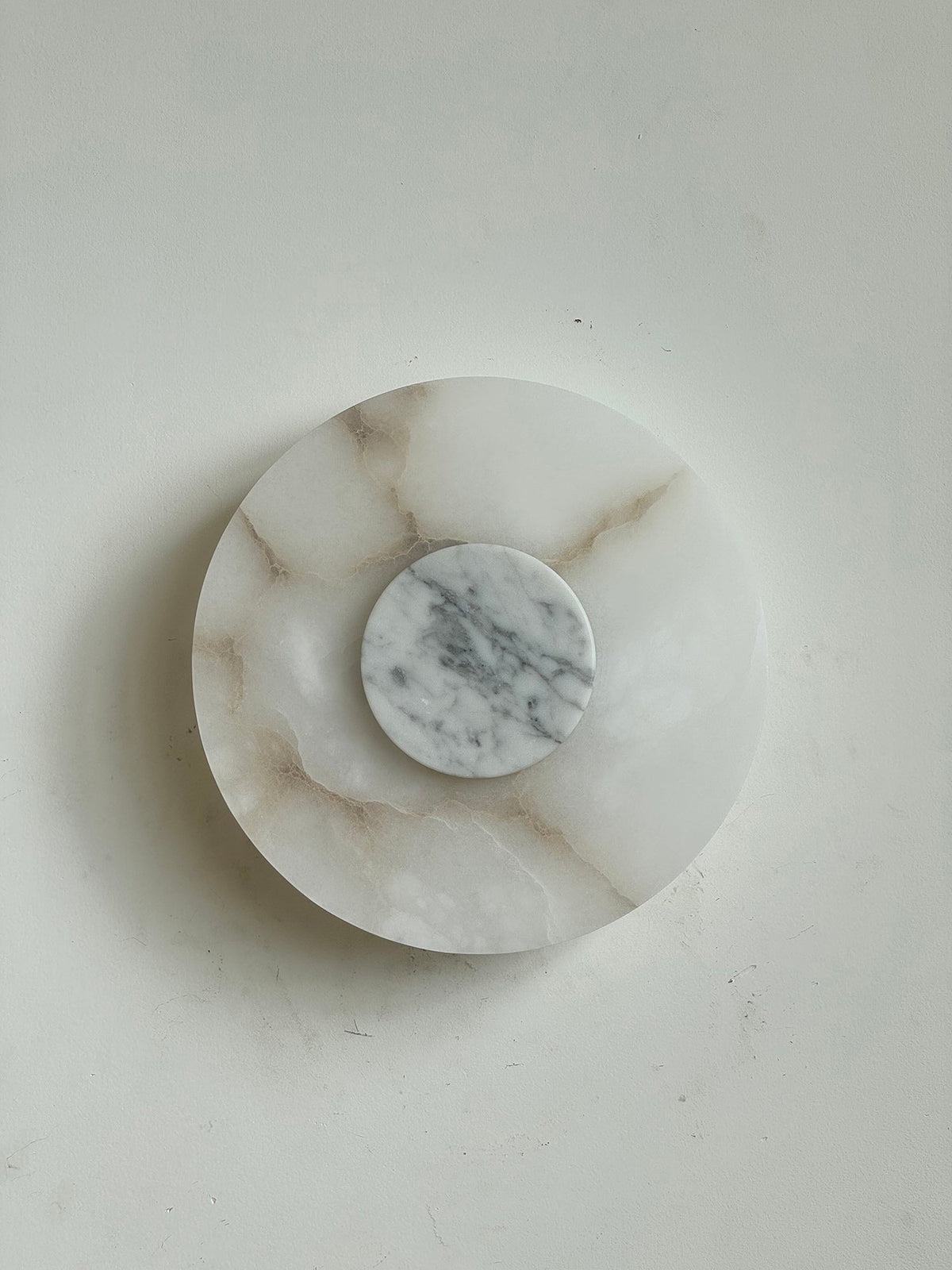Rauduvyi Moderne wandlamp in albast met minimalistisch design