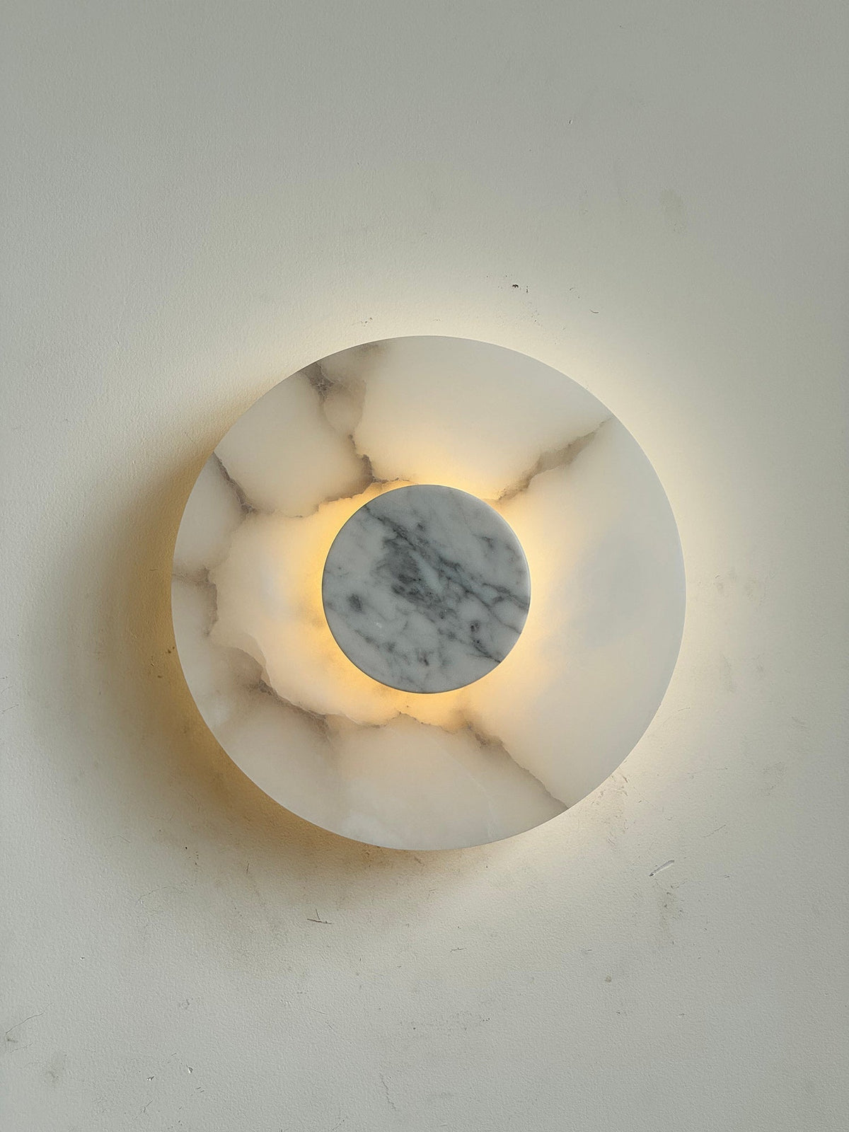 Rauduvyi Moderne wandlamp in albast met minimalistisch design