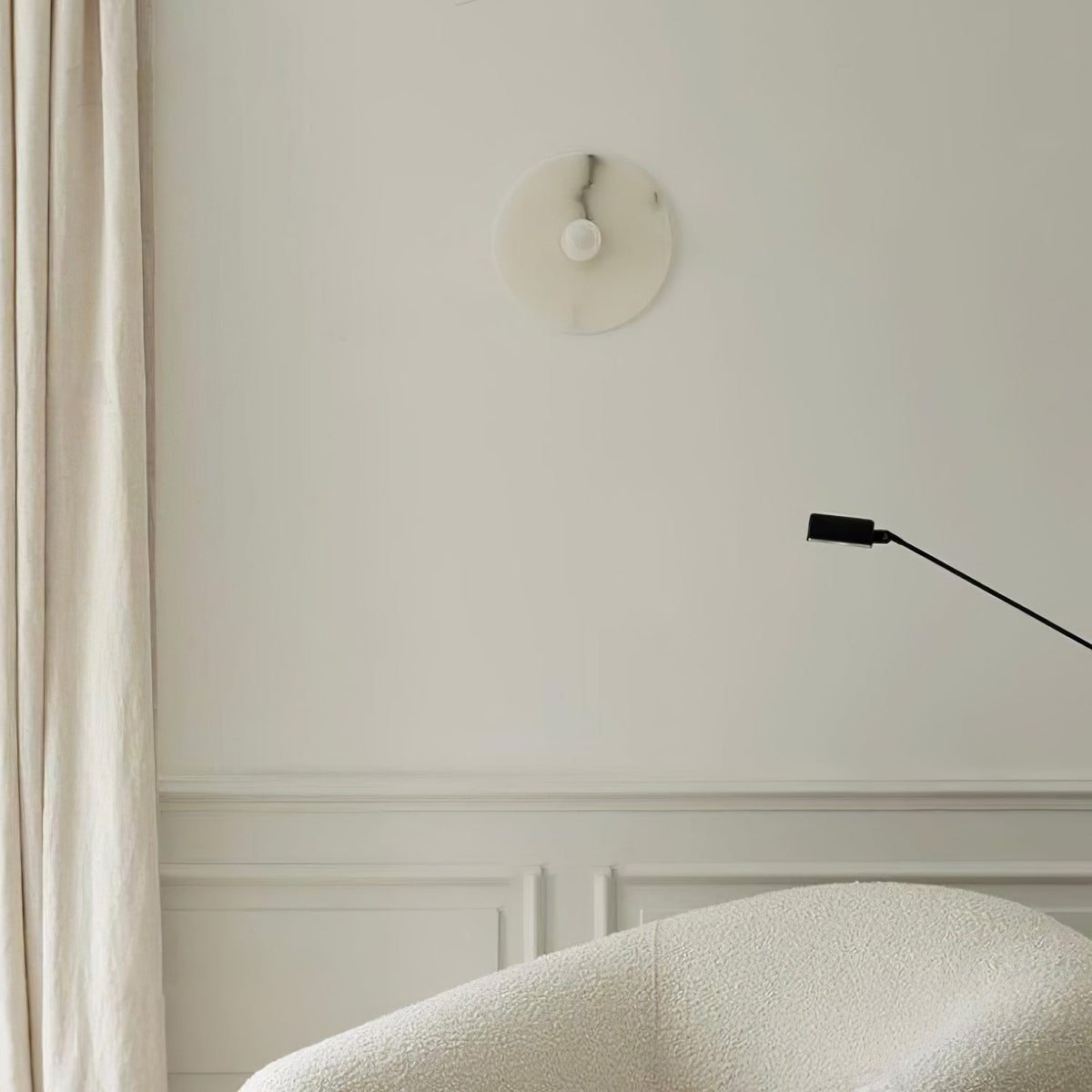 Nivaenne Core albasten wandlamp