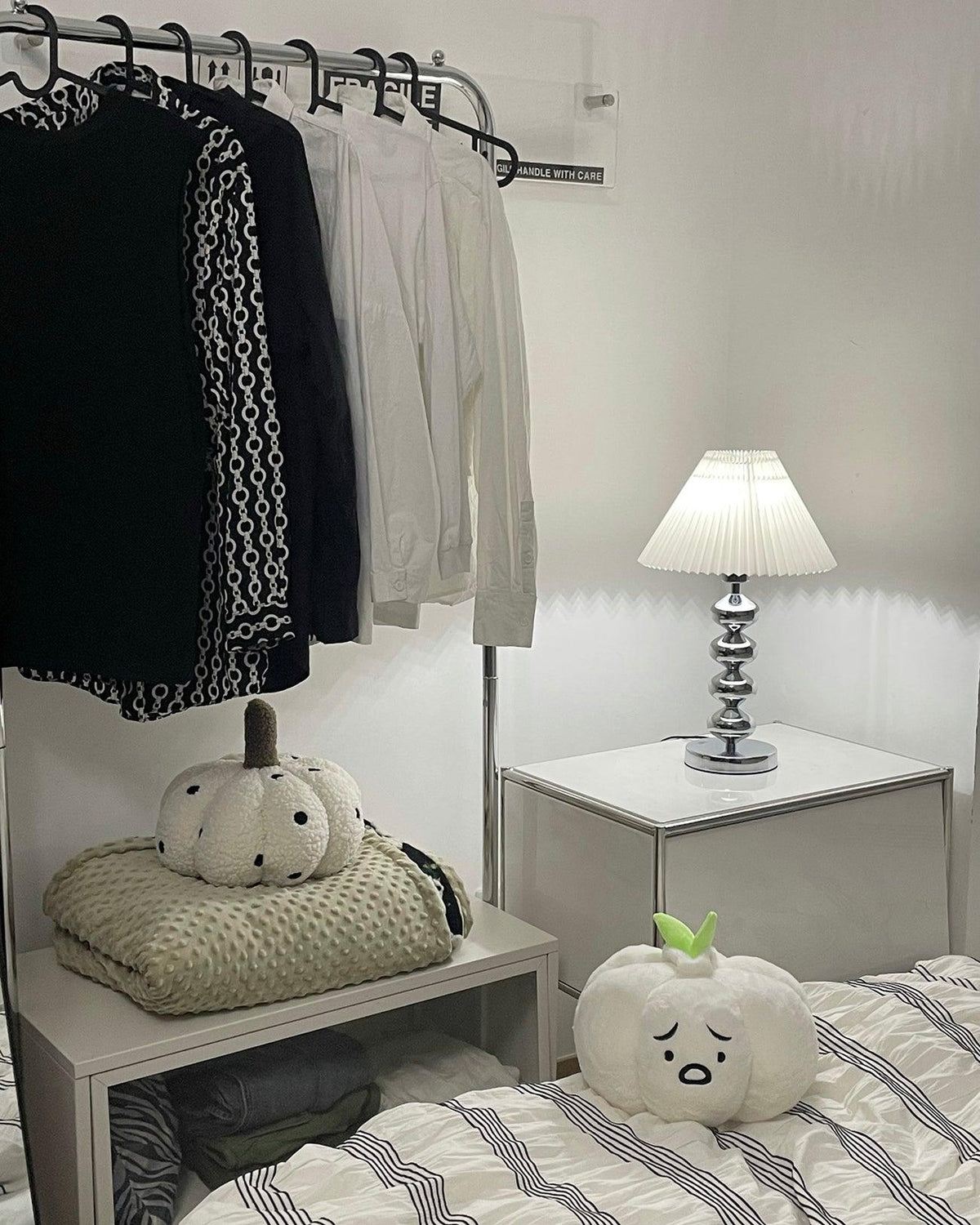Cyris Retro Plooide tafellamp