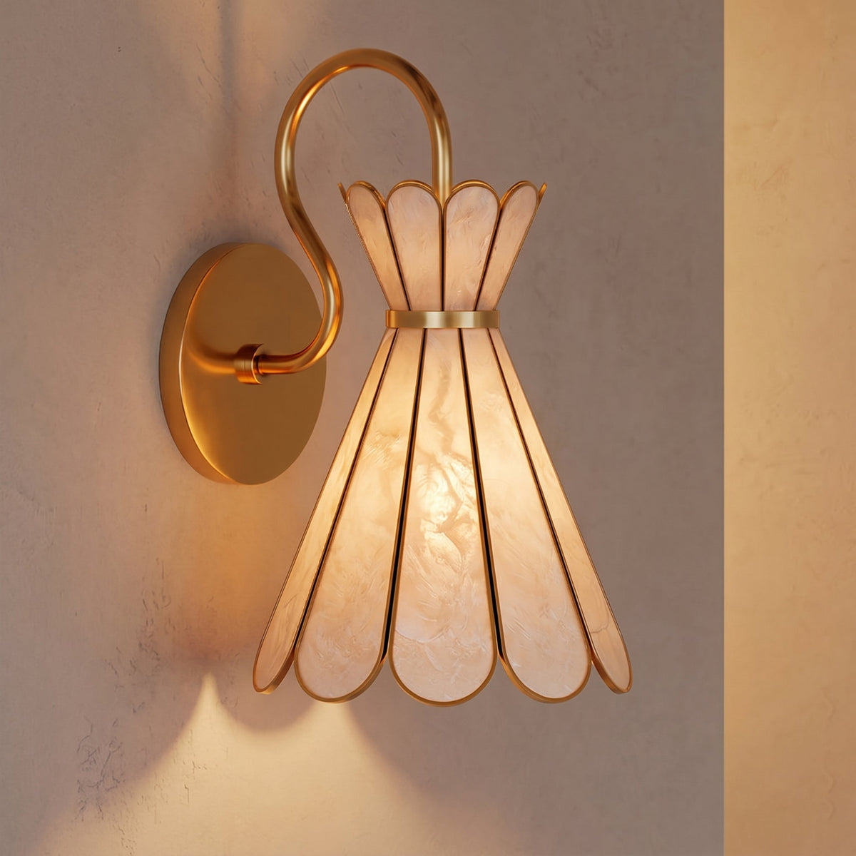 Liorelette wandlamp