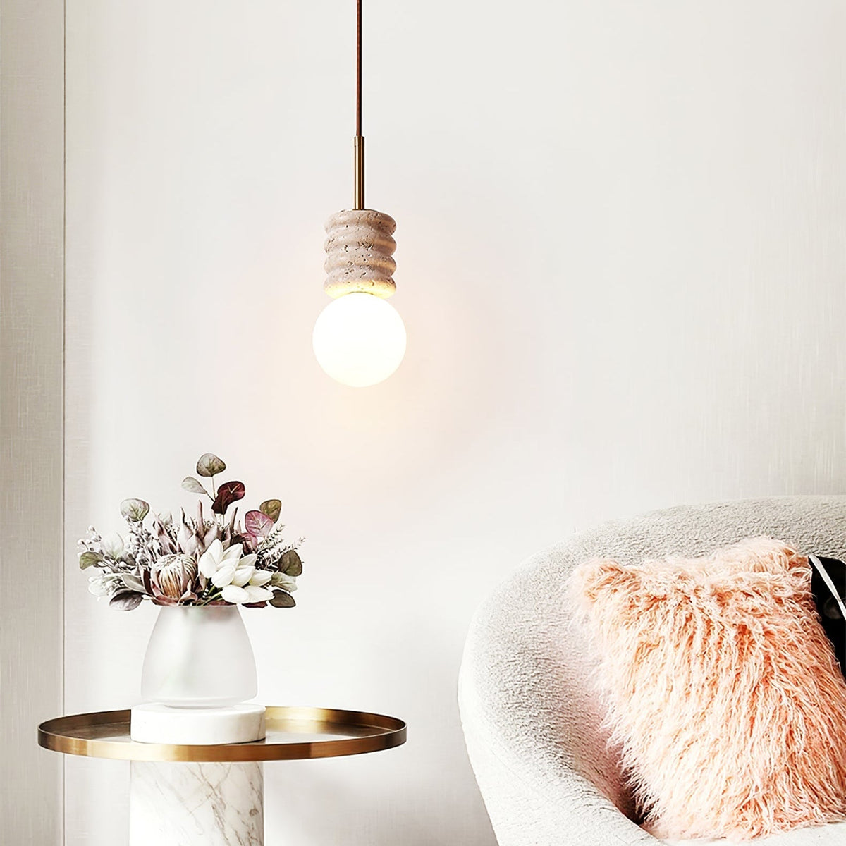 Akls hanglamp van geel travertin