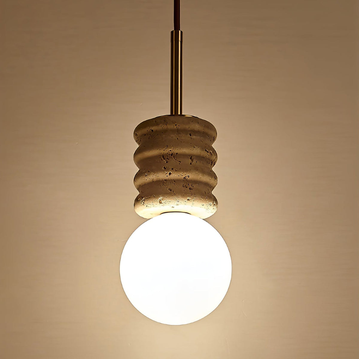 Akls hanglamp van geel travertin