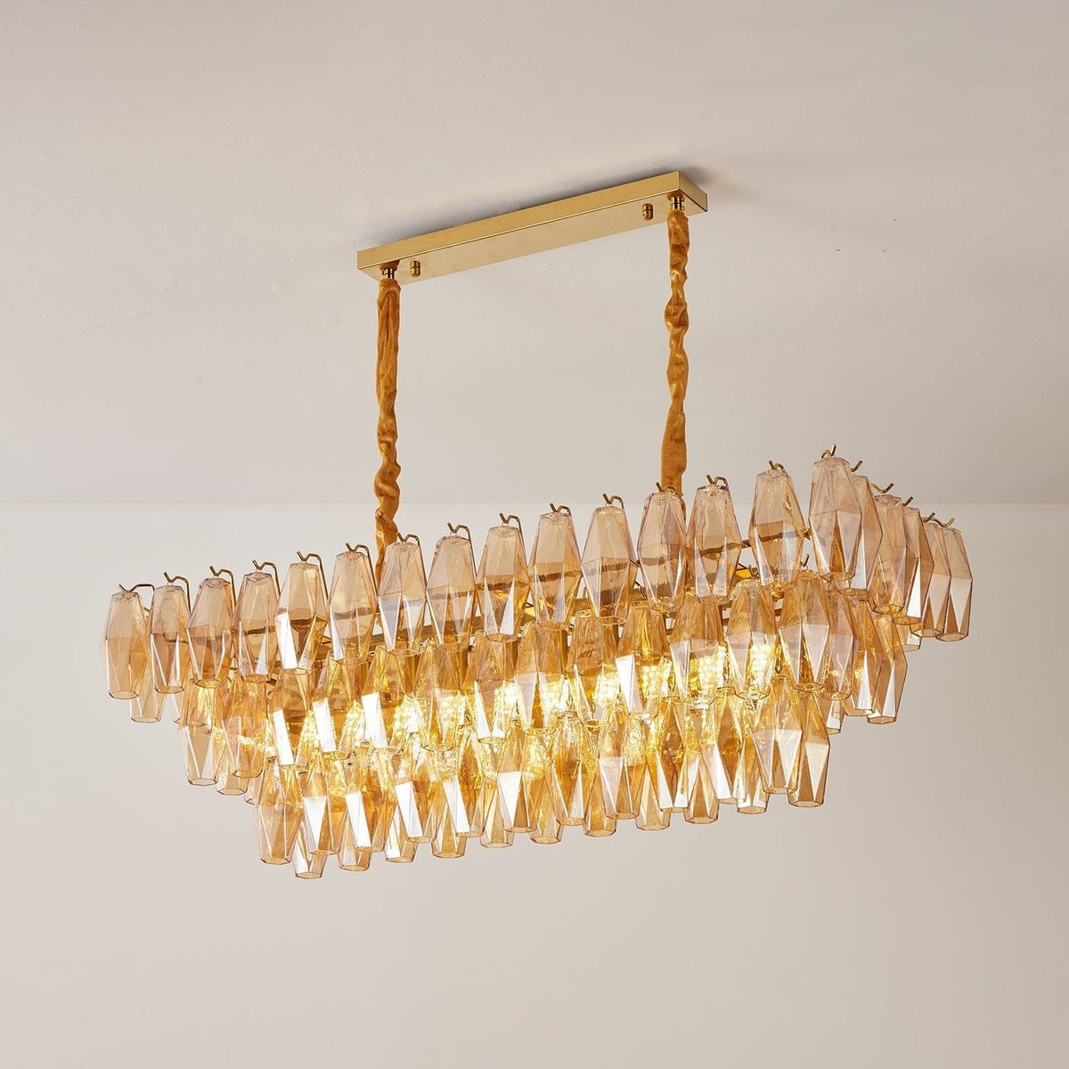 Lioraiel kroonluchter van glas met amberprismeglas in lagen rechthoekig